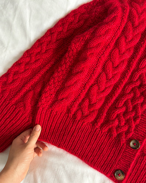 Sibilla cardigan knitting kit