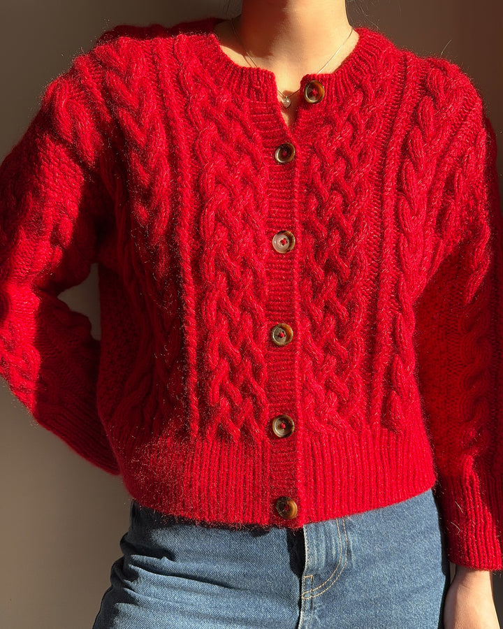 Sibilla cardigan knitting kit